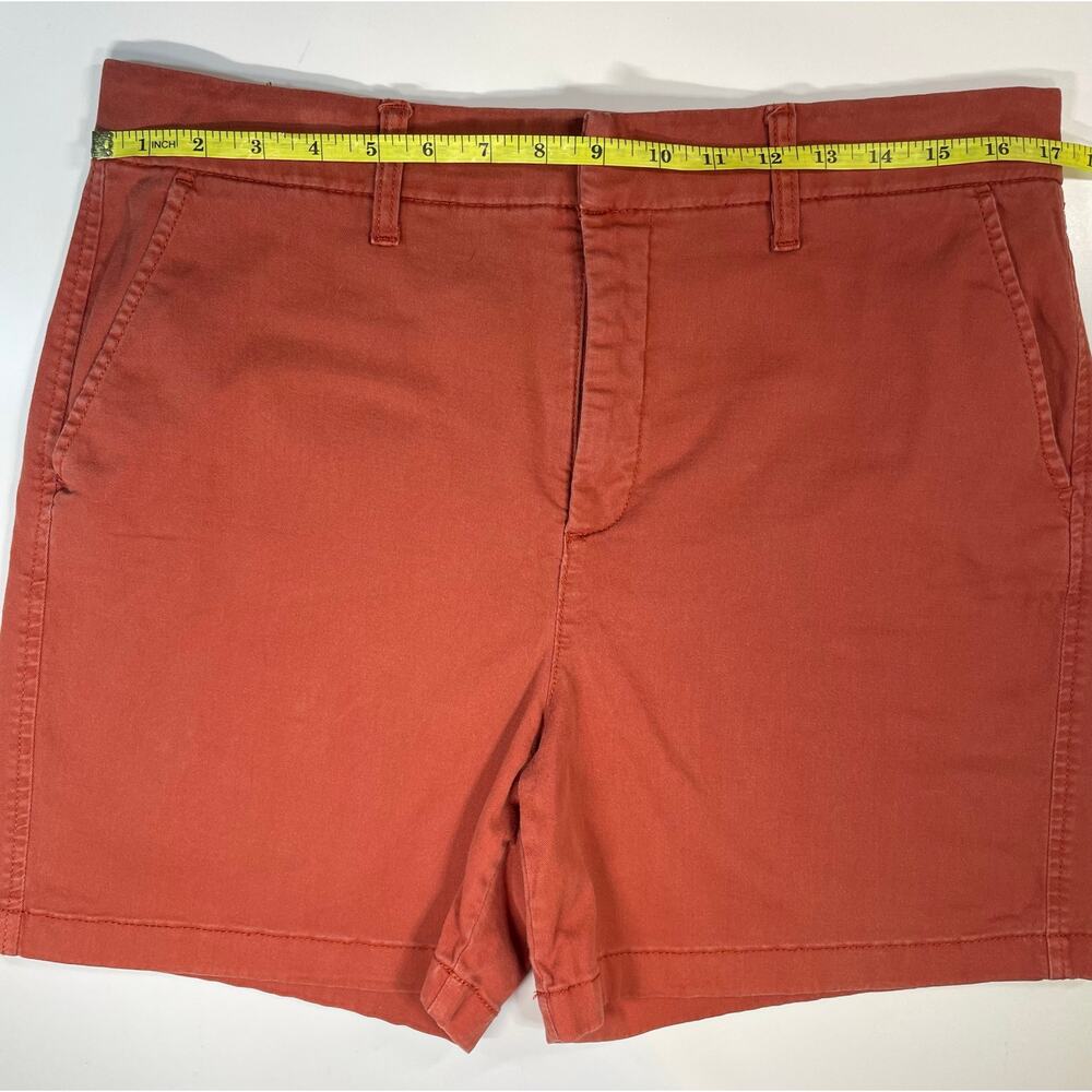 Anne Klein Womens 12 Salmon Stretch Chino Shorts Mid Rise Casual Summer - Picture 3 of 10